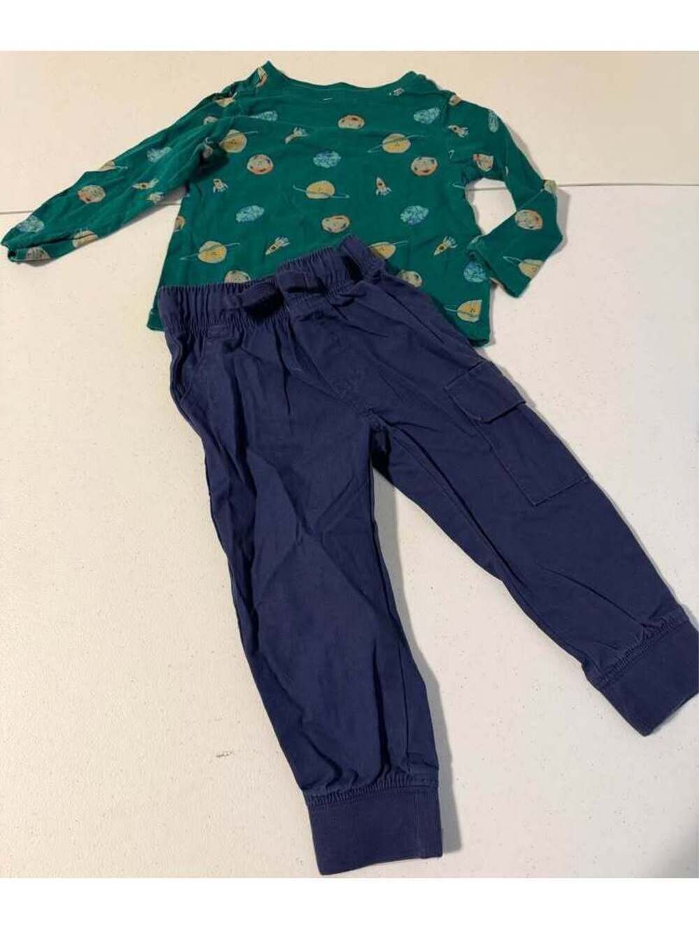 Carter's Child of Mine 2T Space Shirt and Pants Set